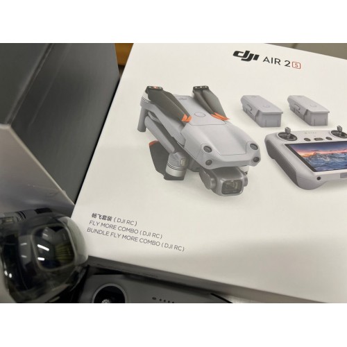 Квадрокоптер DJI AIR 2S Fly More Combo (пульт DJI RC с экраном) в Коломне