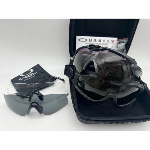 Тактические ударопрочные очки OAKLEY в Коломне